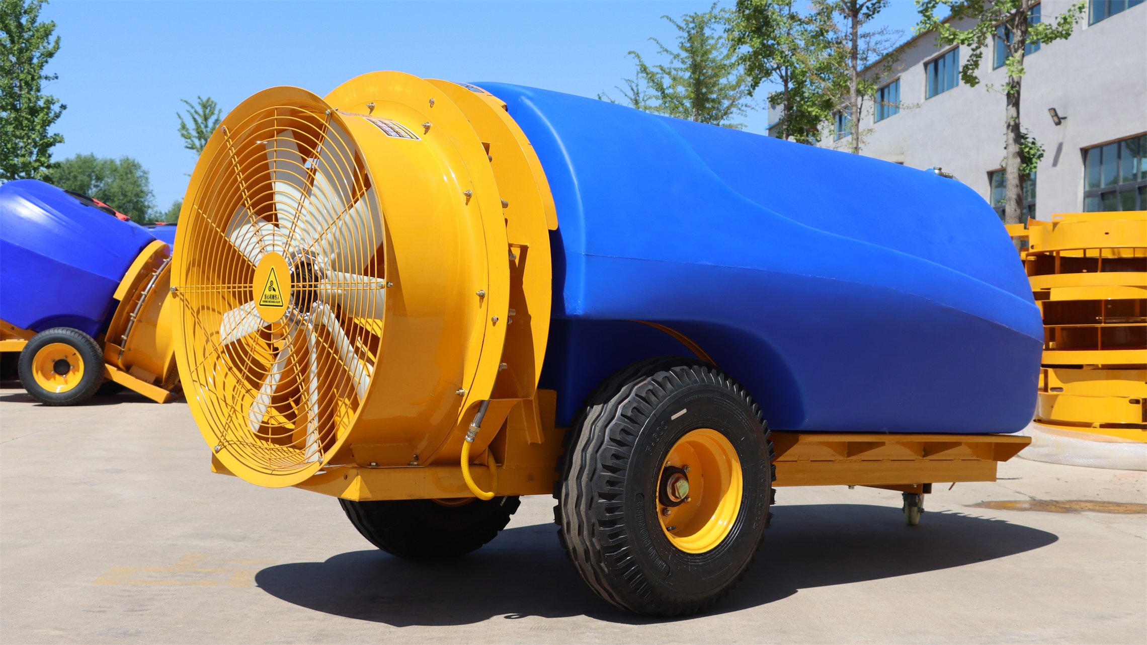 Four-Wheel Tractor Traction Wi - Orchard Sprayer Tractor reseña y precio